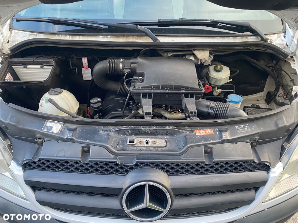 Mercedes-Benz SPRINTER - 16