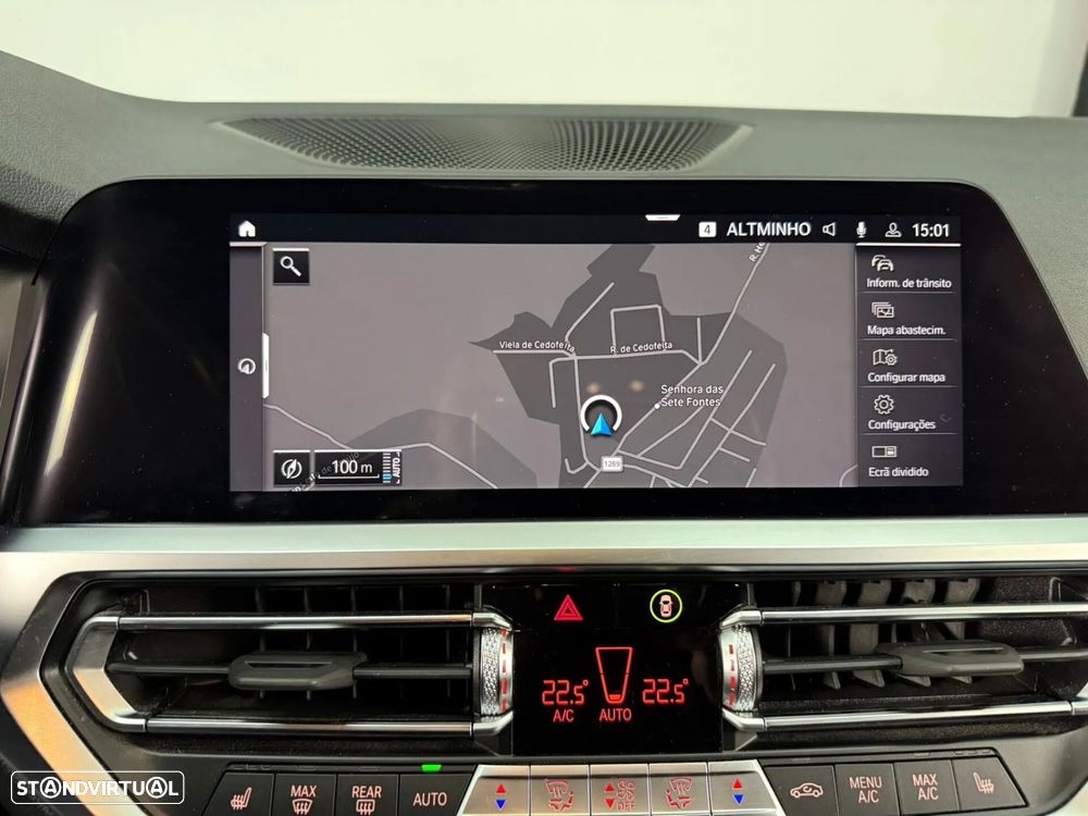 BMW 330 e Touring Pack Desportivo M Auto - 9