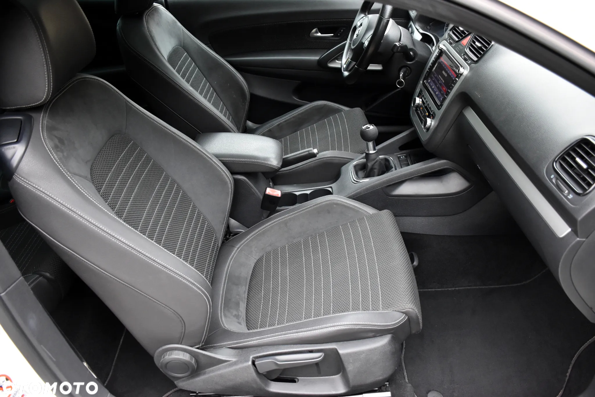 Volkswagen Scirocco 2.0 TDI Edition - 27