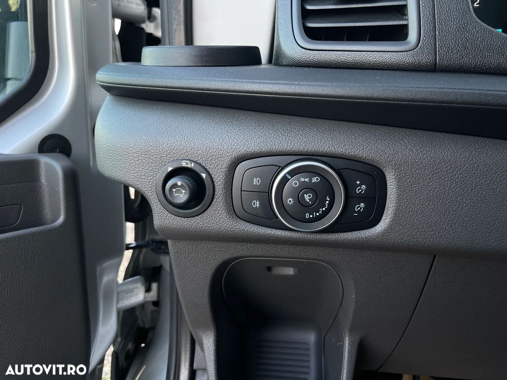 Ford Transit - 17