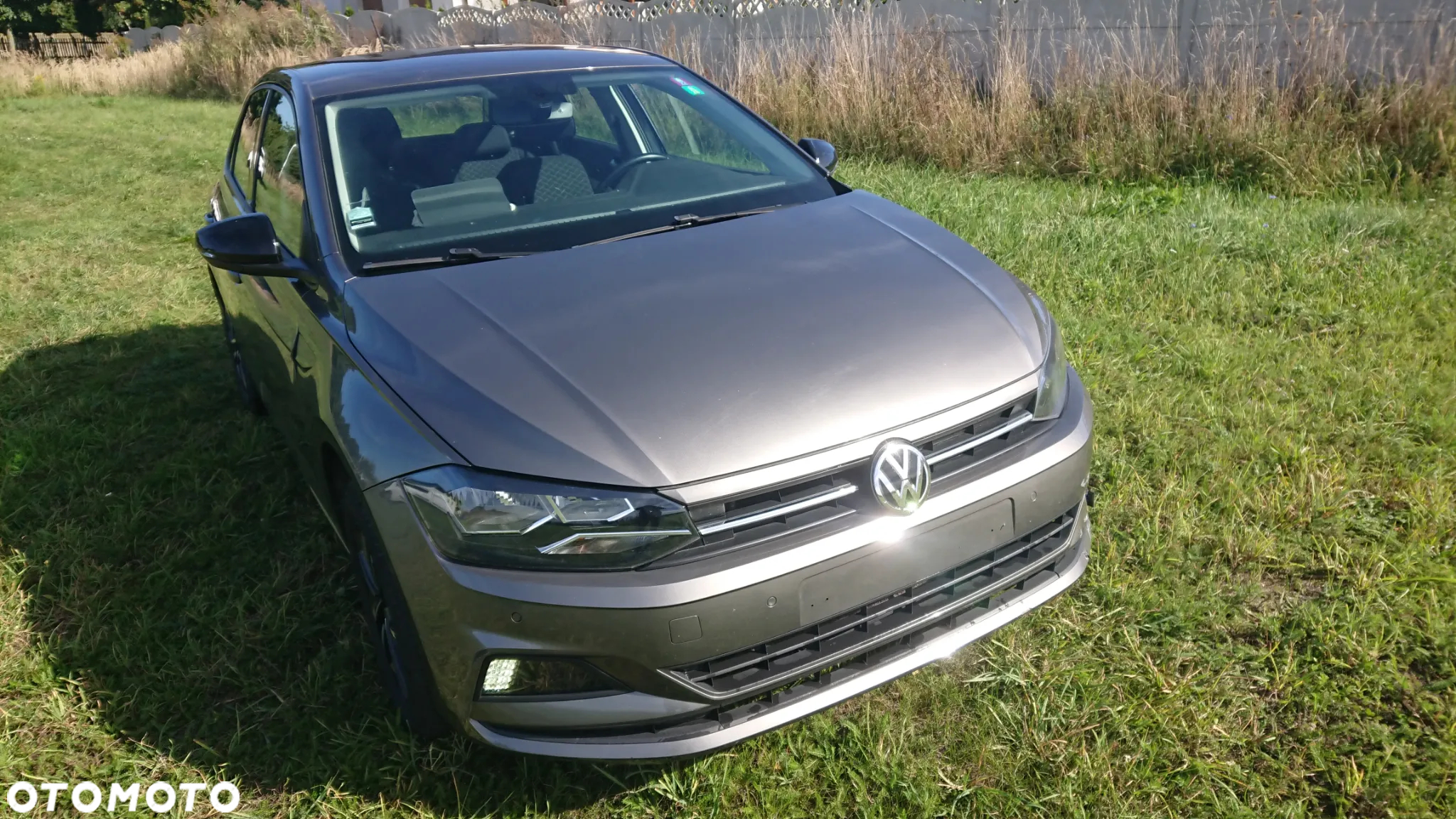 Volkswagen Polo - 2