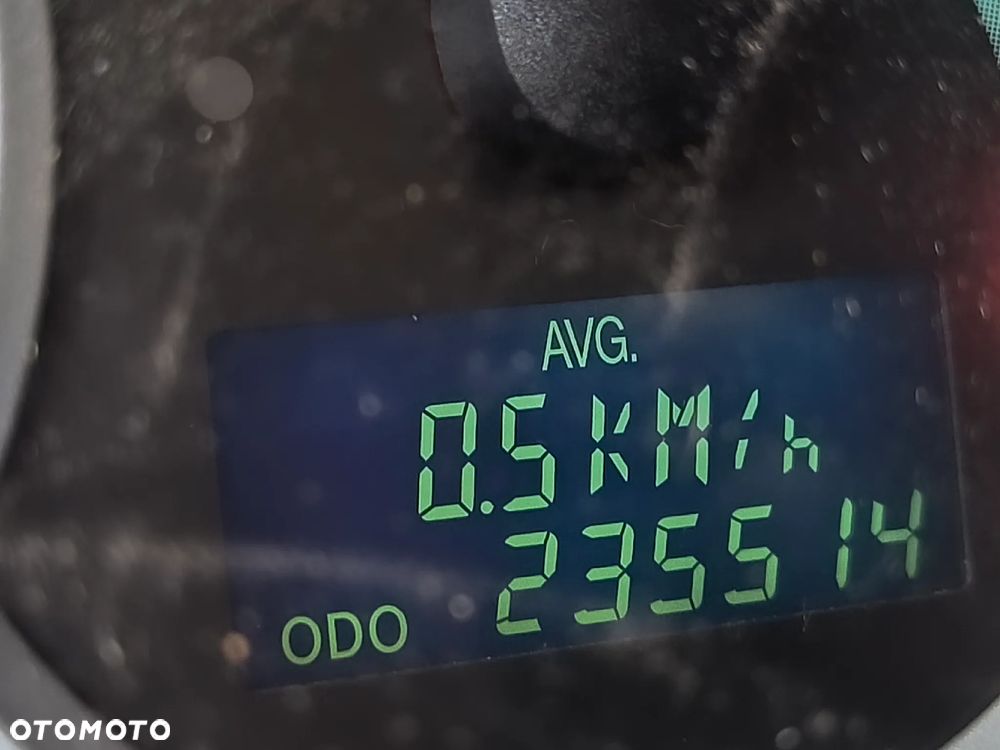 Toyota Corolla Verso 1.8 Edition - 6