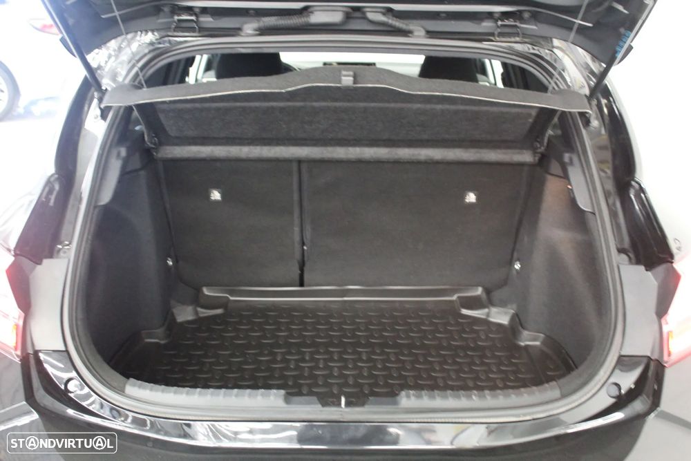 Toyota Corolla 1.8 Hybrid Comfort - 26