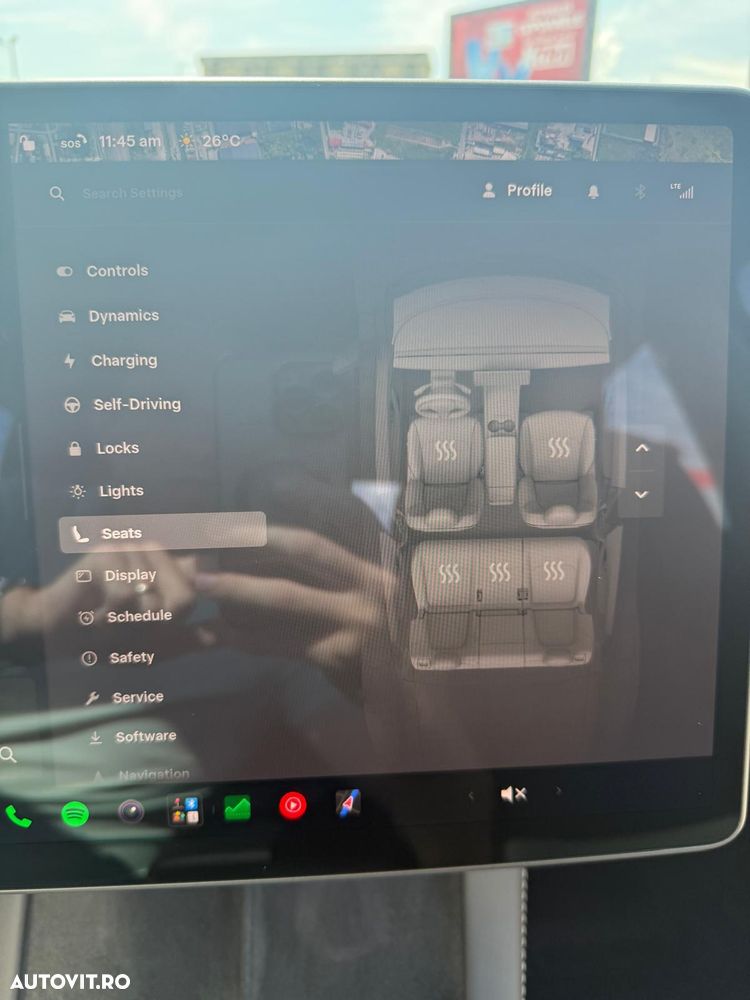 Tesla Model Y Long Range Dual Motor AWD - 19