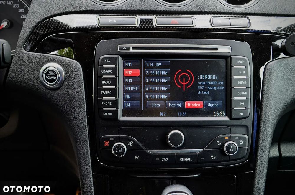 Ford S-Max 2.0 EcoBoost ST-Line - 17