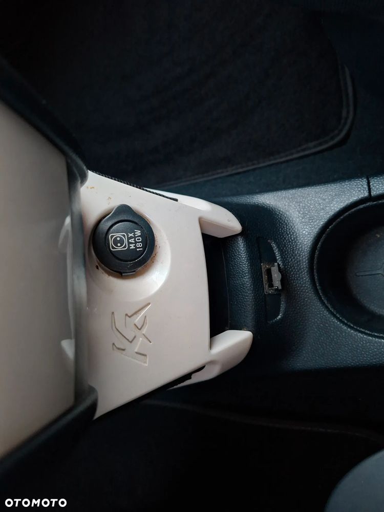 Ford KA 1.2 Titanium - 17