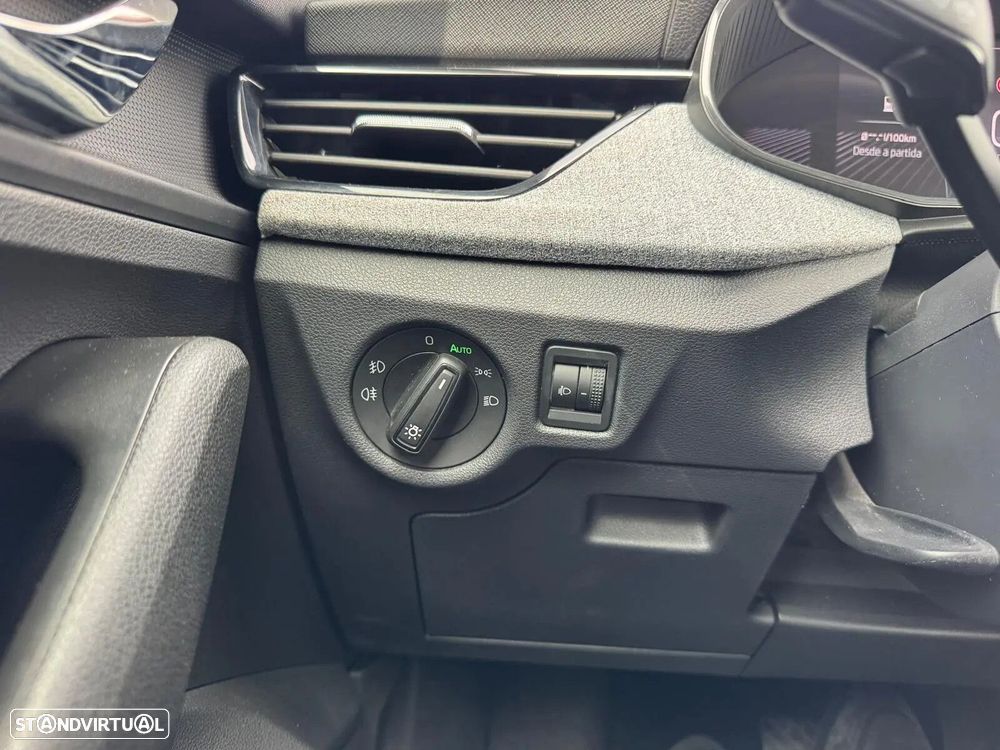 Skoda Kamiq 1.0 TSI Style DSG - 34
