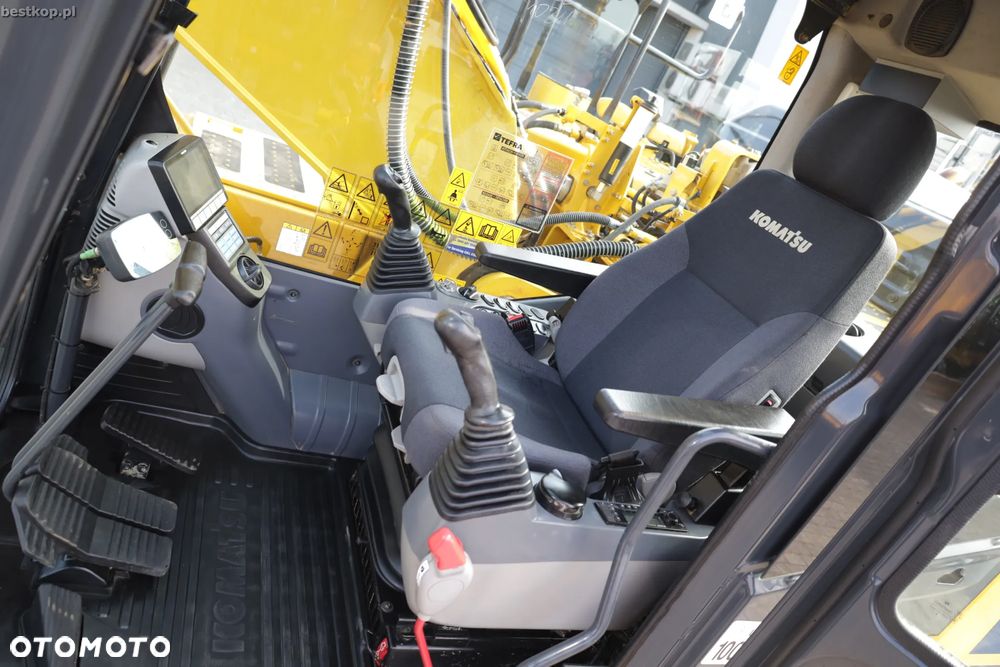 Komatsu PC210LC-11 - 19