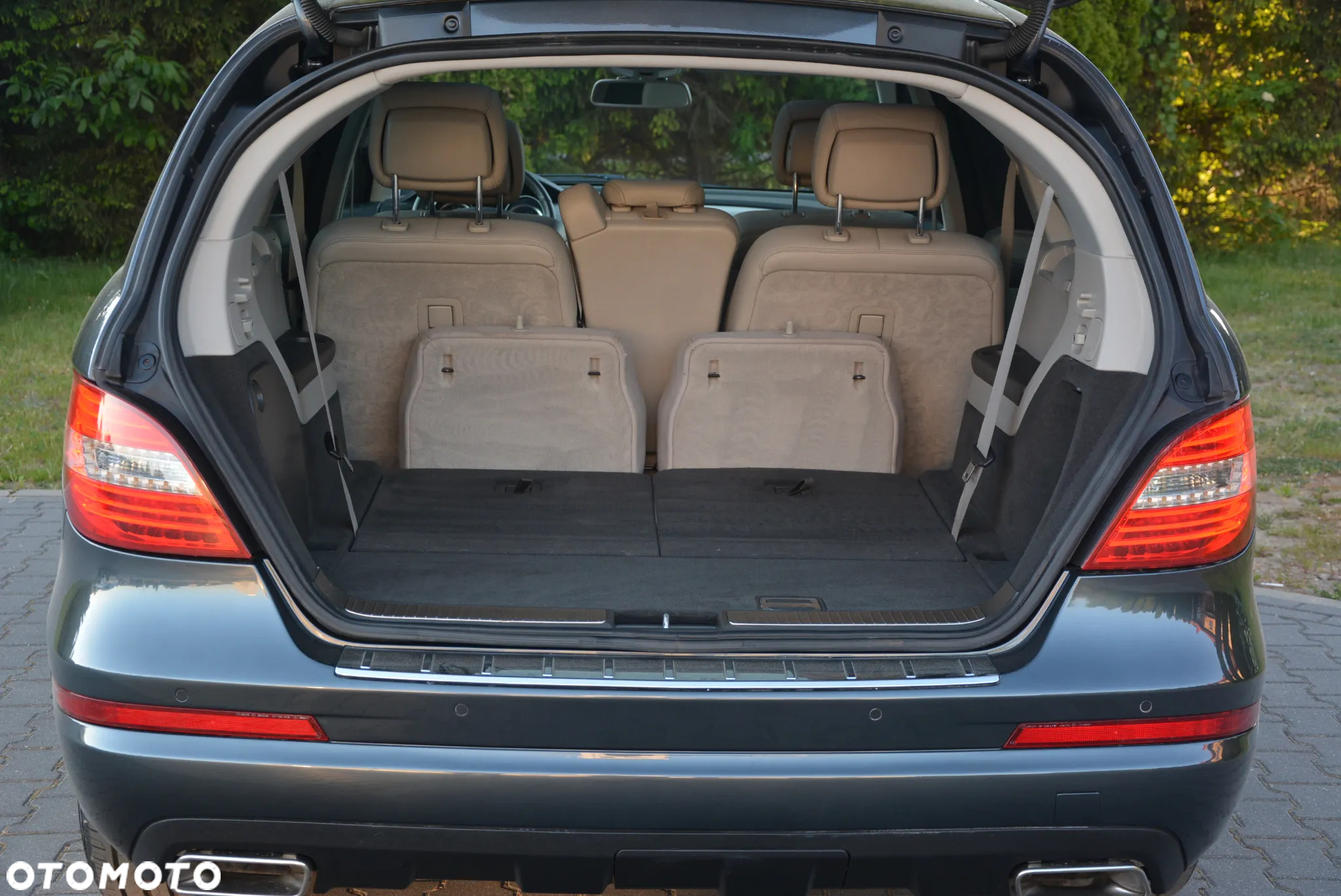 Mercedes-Benz Klasa R 300 CDI DPF BlueEFFICIENCY 7G-TRONIC - 18