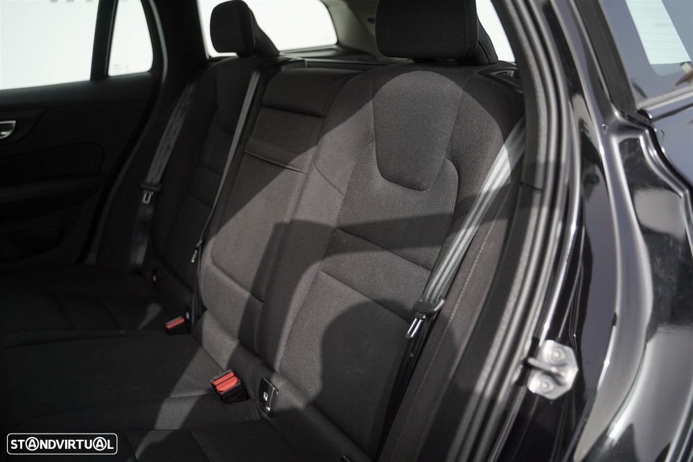 Volvo V60 2.0 T6 AWD TE R-Design Expression - 12