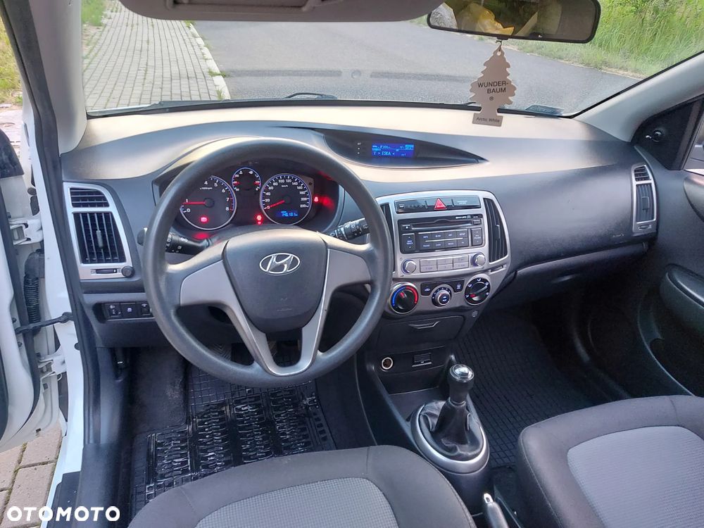 Hyundai i20 1.25 Classic + - 9