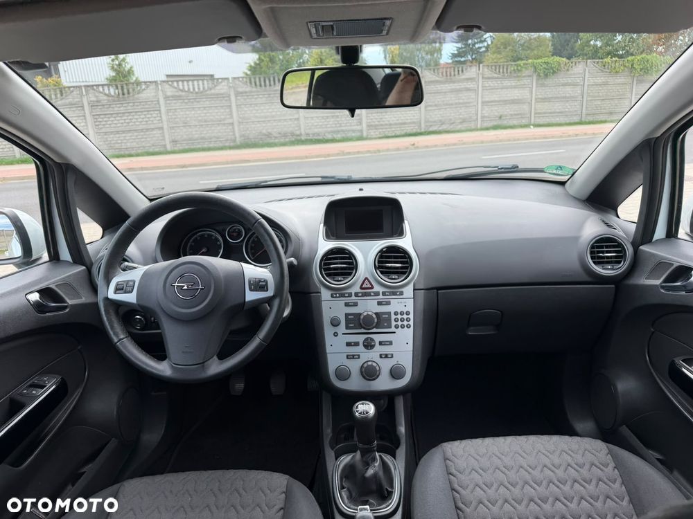 Opel Corsa - 33