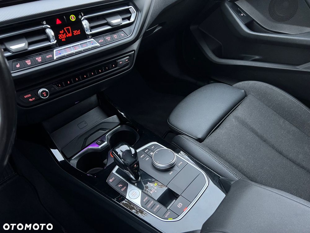 BMW Seria 1 - 23