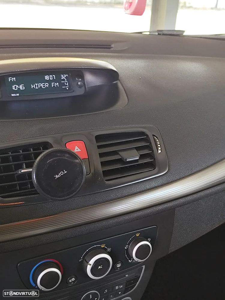 Renault Mégane 1.5 dCi Confort - 12