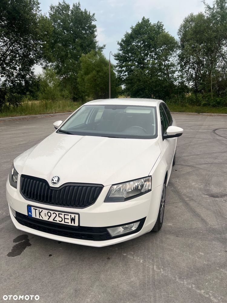Skoda Octavia 1.6 TDI Ambition DSG - 1