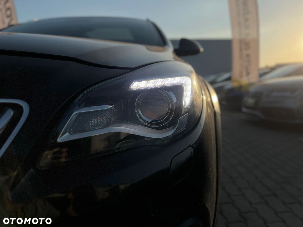 Opel Insignia - 11