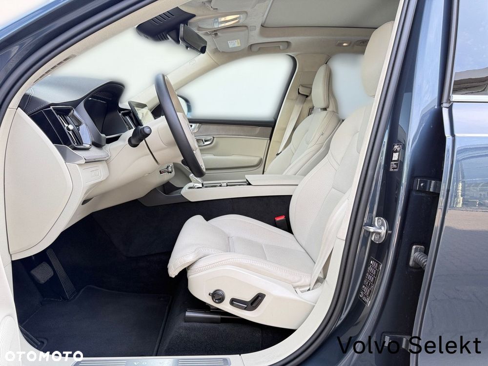Volvo XC 90 - 13