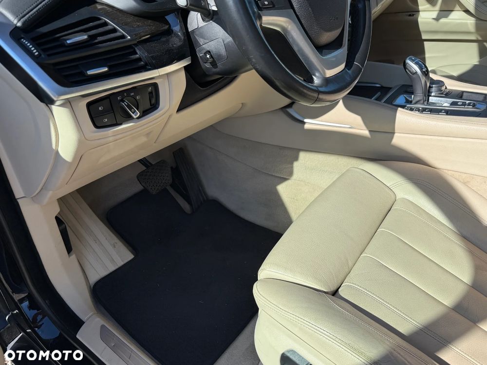 BMW X6 xDrive30d - 29