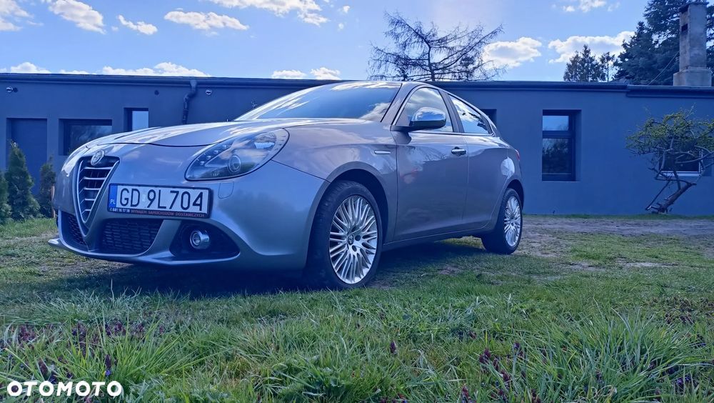 Alfa Romeo Giulietta 2.0 JTDM Exclusive TCT EU6 - 8