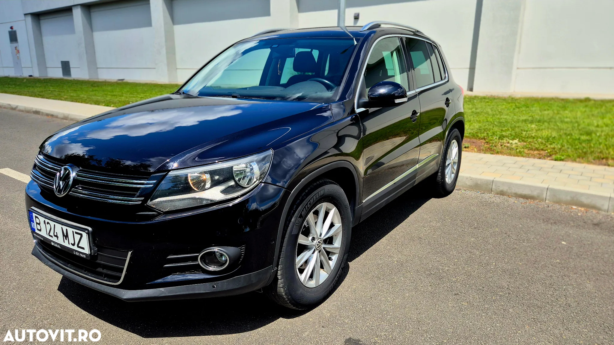 Volkswagen Tiguan 2.0 TDI DPF DSG 4Mot Highline - 4