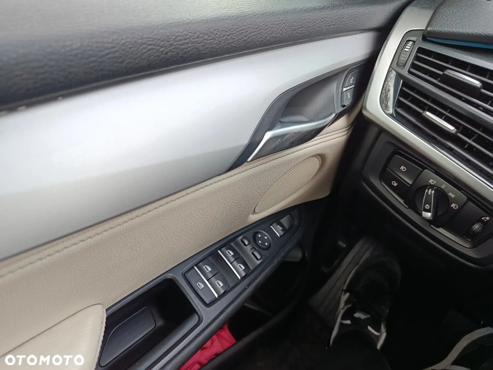 BMW X5 xDrive25d - 16