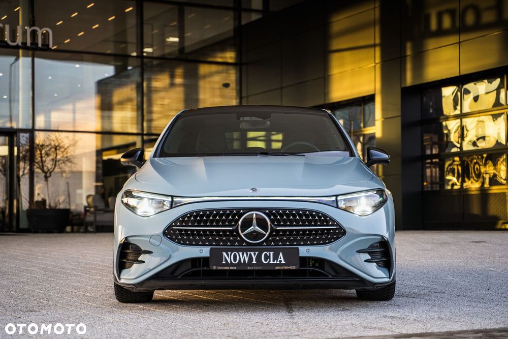 Mercedes-Benz CLA - 4