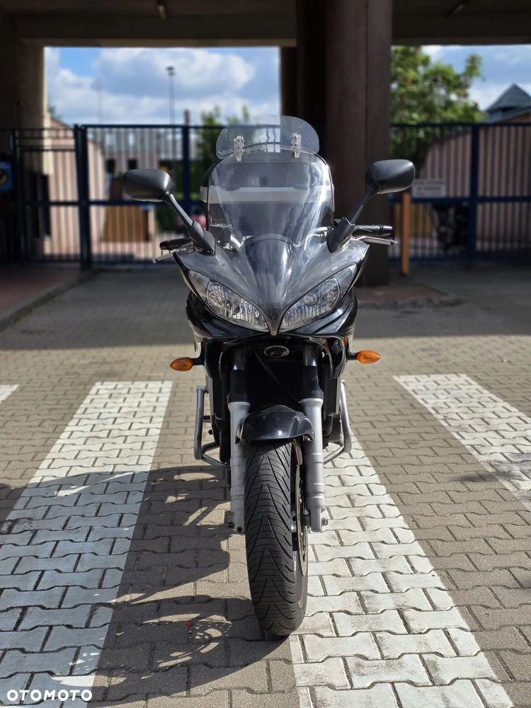 Yamaha FZ6 - 2