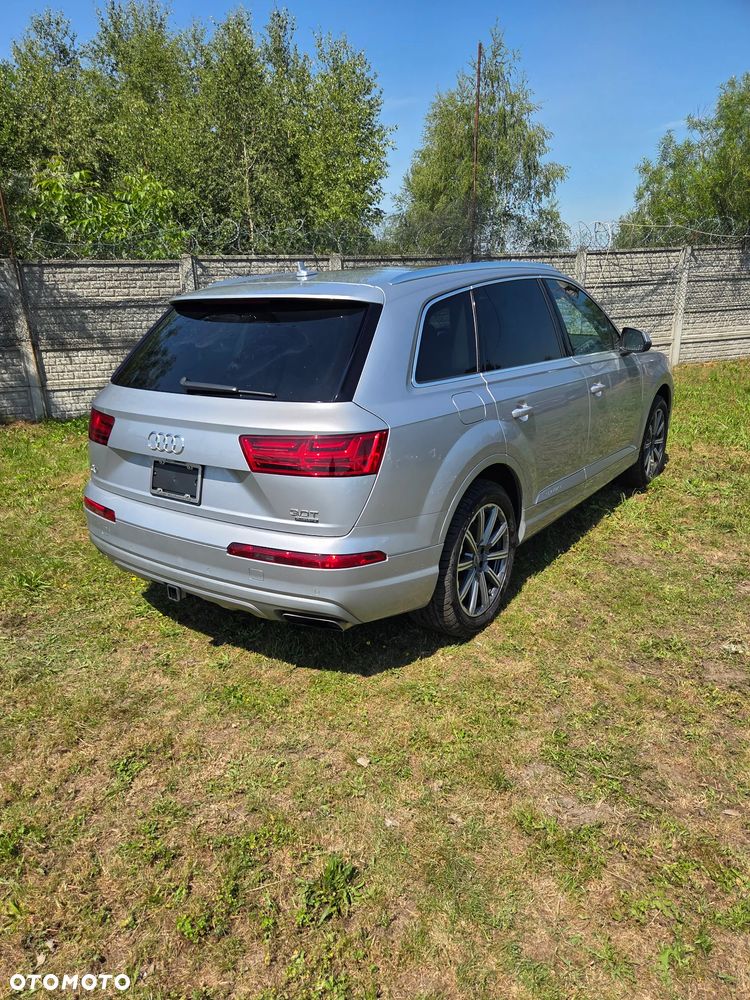 Audi Q7 - 11