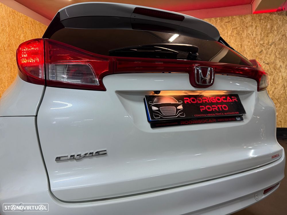 Honda Civic Tourer 1.6 i-DTEC Sport - 24
