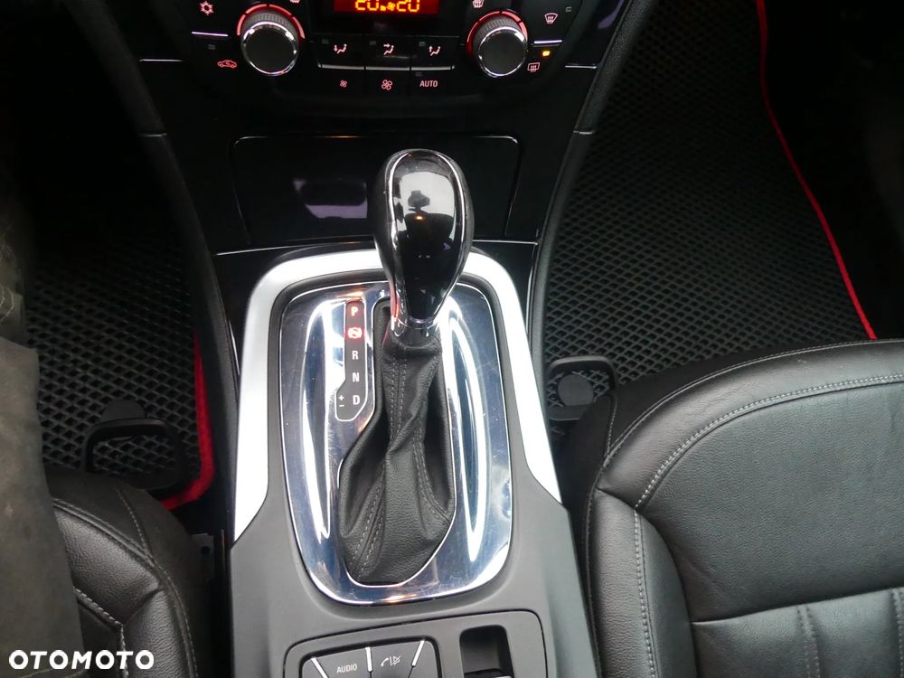 Opel Insignia 2.0 CDTI Automatik - 15