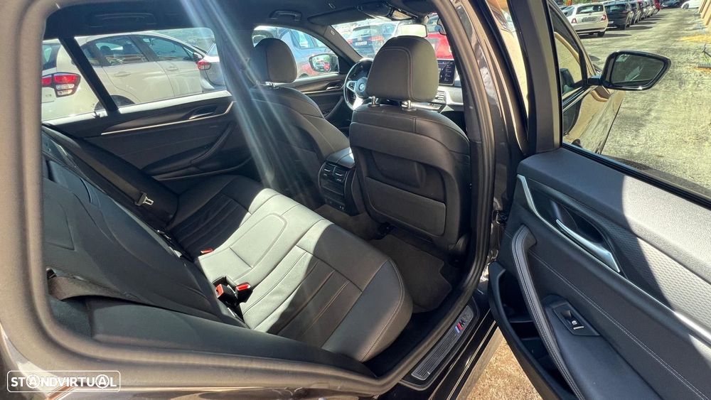 BMW 520 d Pack Desportivo M Auto - 13