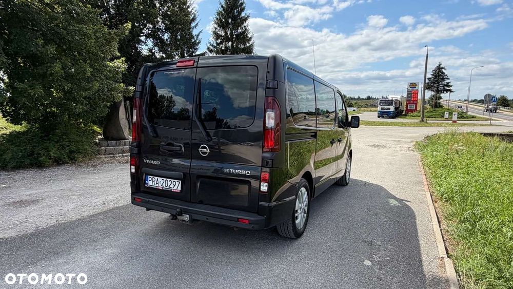 Opel Vivaro - 29