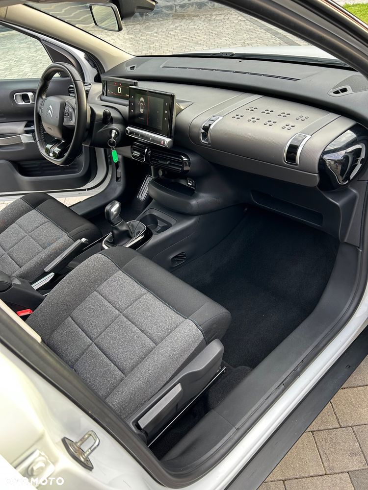 Citroën C4 Cactus - 25