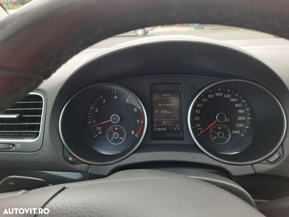 Volkswagen Golf 1.4 TSI DSG Style - 7