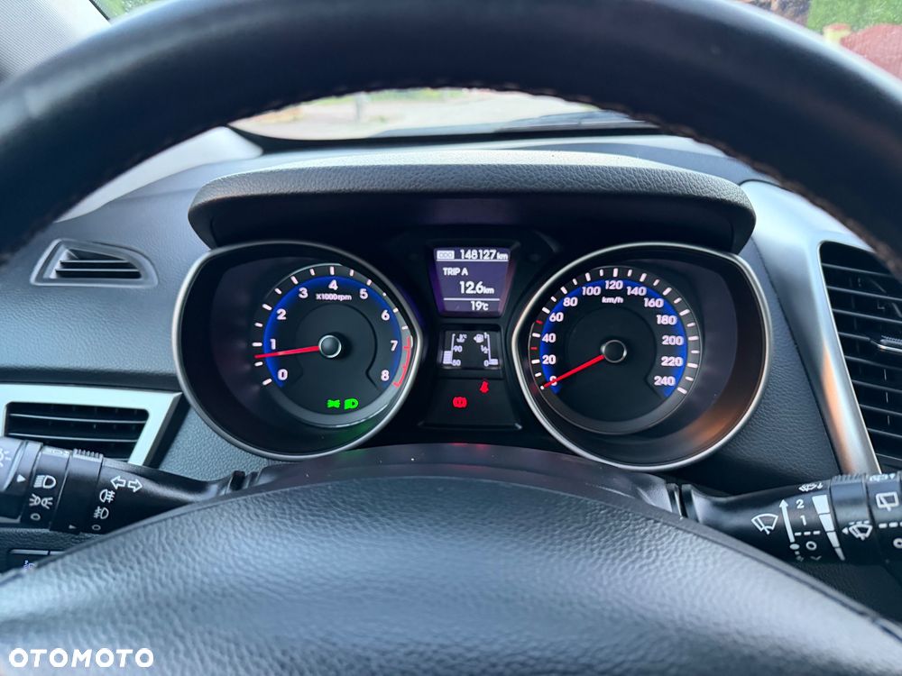 Hyundai i30 1.6 Comfort World Cup - 6