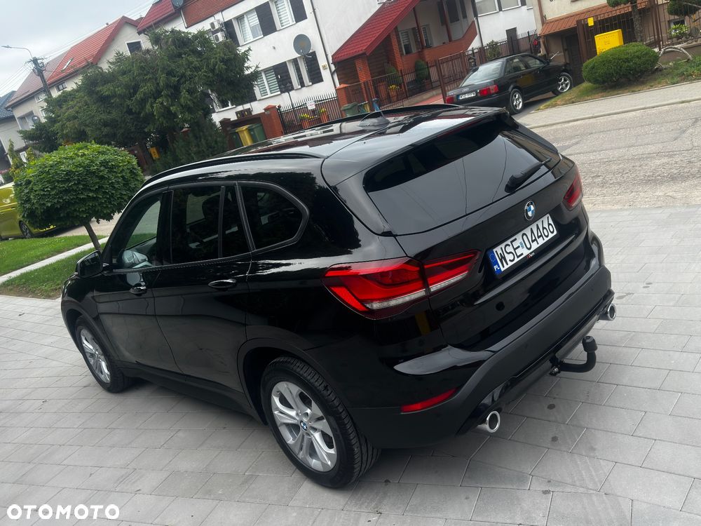 BMW X1 xDrive18d Sport Line - 8