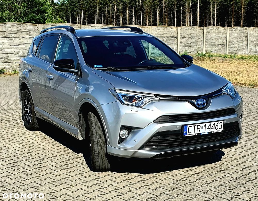 Toyota RAV4 Hybrid Selection 4x2 - 8