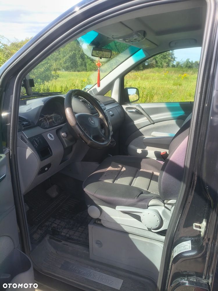 Mercedes-Benz Viano - 9