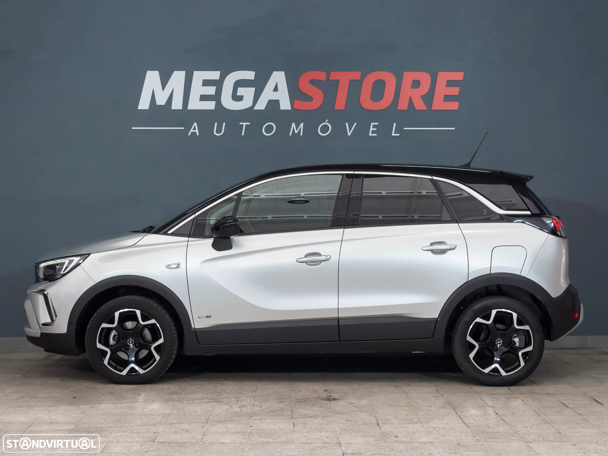 Opel Crossland 1.2 T Design & Tech - 4