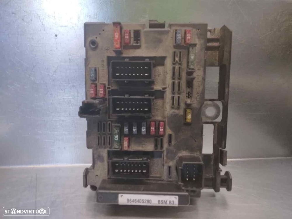 CAIXA RELÉS / FUSÍVEIS PEUGEOT 406 2004 -9646405280 - 4