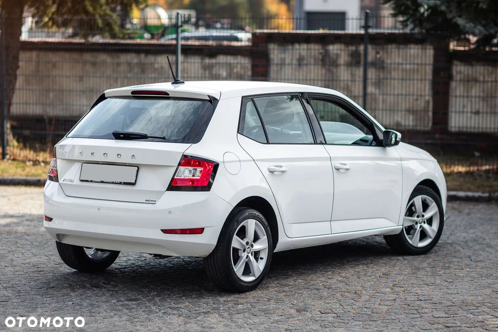 Skoda Fabia - 14