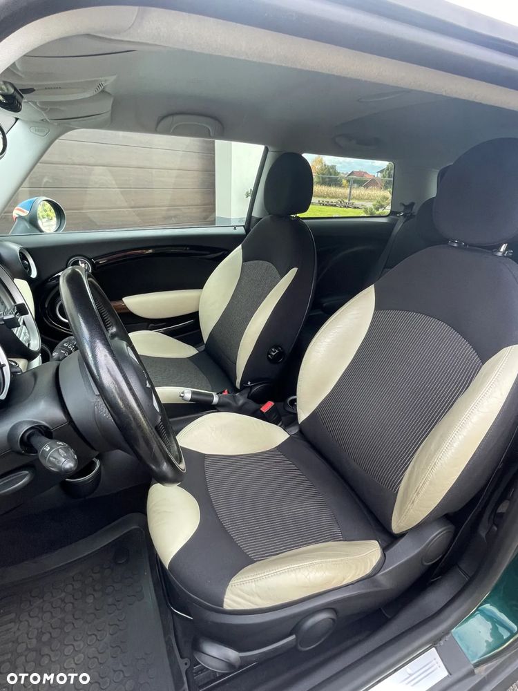 MINI Cooper Standard - 17