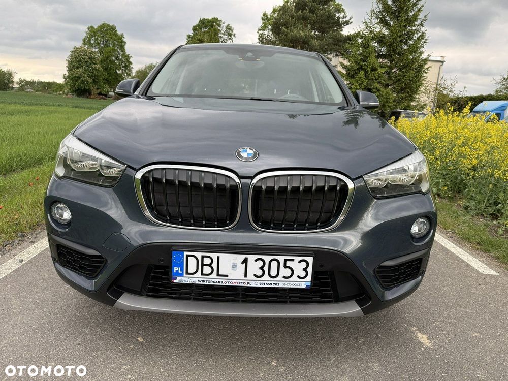 BMW X1 xDrive20i Advantage - 17