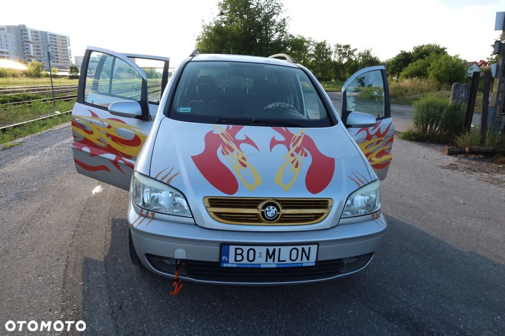 Opel Zafira 1.8 16V Comfort - 9