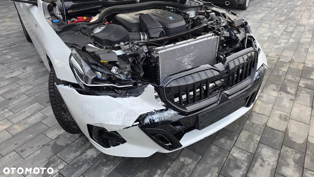 BMW Seria 5 520i mHEV M Sport - 16
