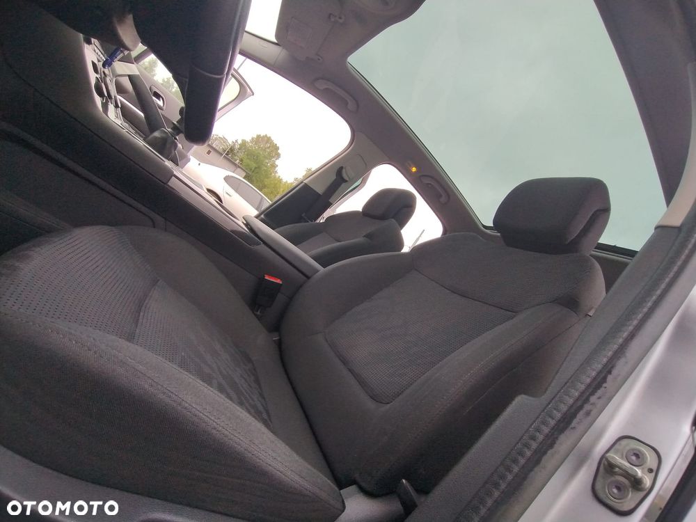 Peugeot 3008 HDi FAP 115 Active - 15