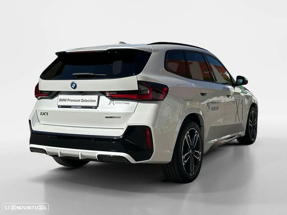 BMW iX1 eDrive20 - 6