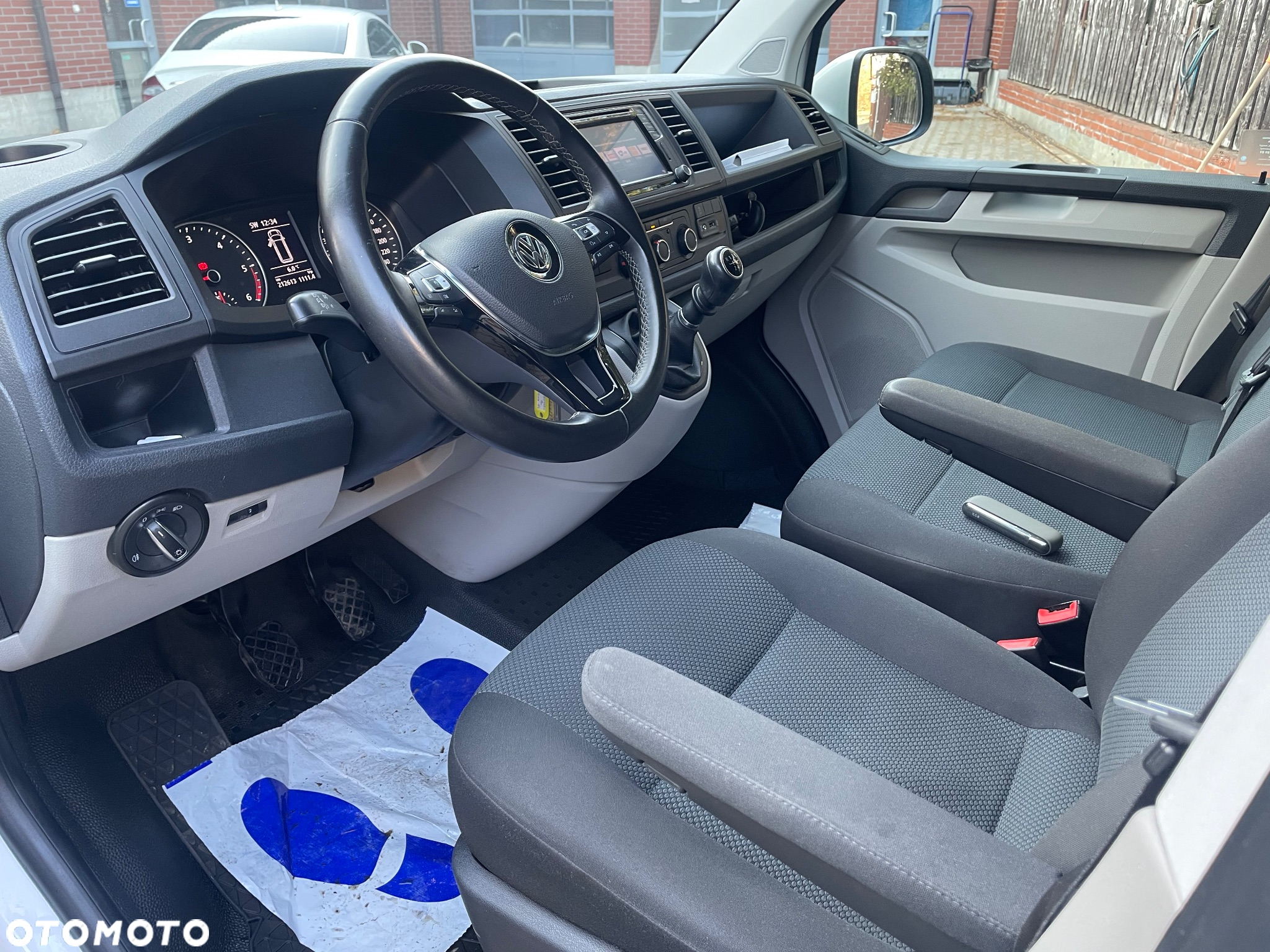 Volkswagen T6 - 10