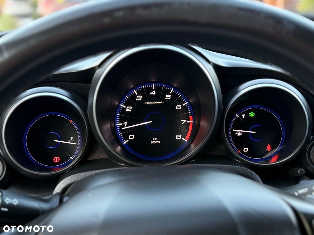 Honda Civic 1.8 i-VTEC Comfort 40 Jahre Edition - 24