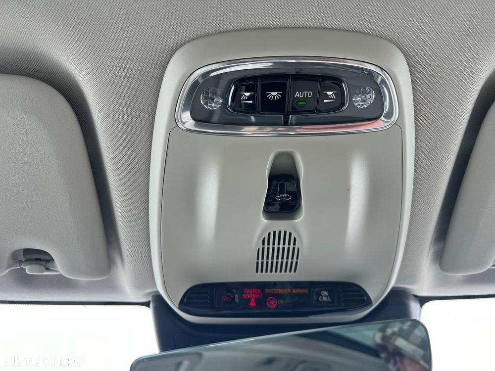 Volvo XC 60 T6 AWD Recharge Geartronic Inscription Expression - 21